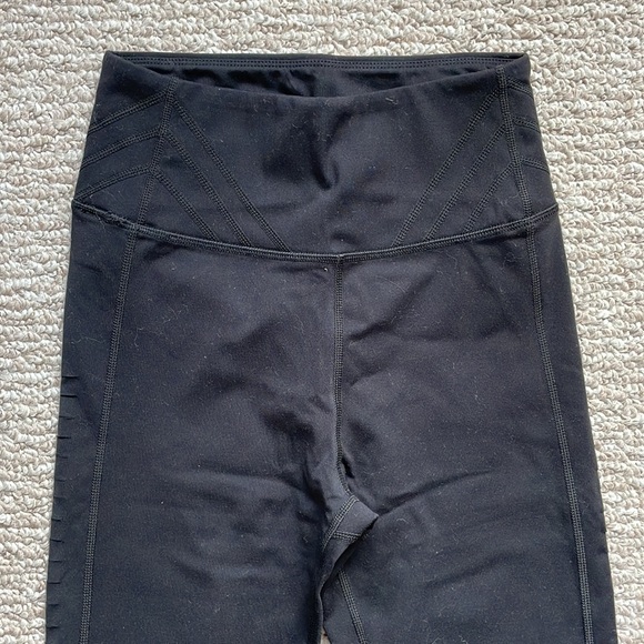 JING Black workout leggings with side cut out details - Picture 2 of 6